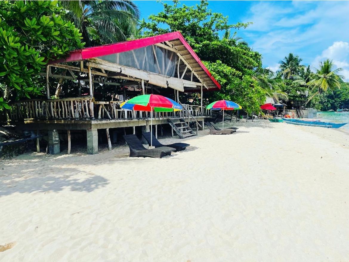 White Beach Front And Cottages Buruanga Exterior foto