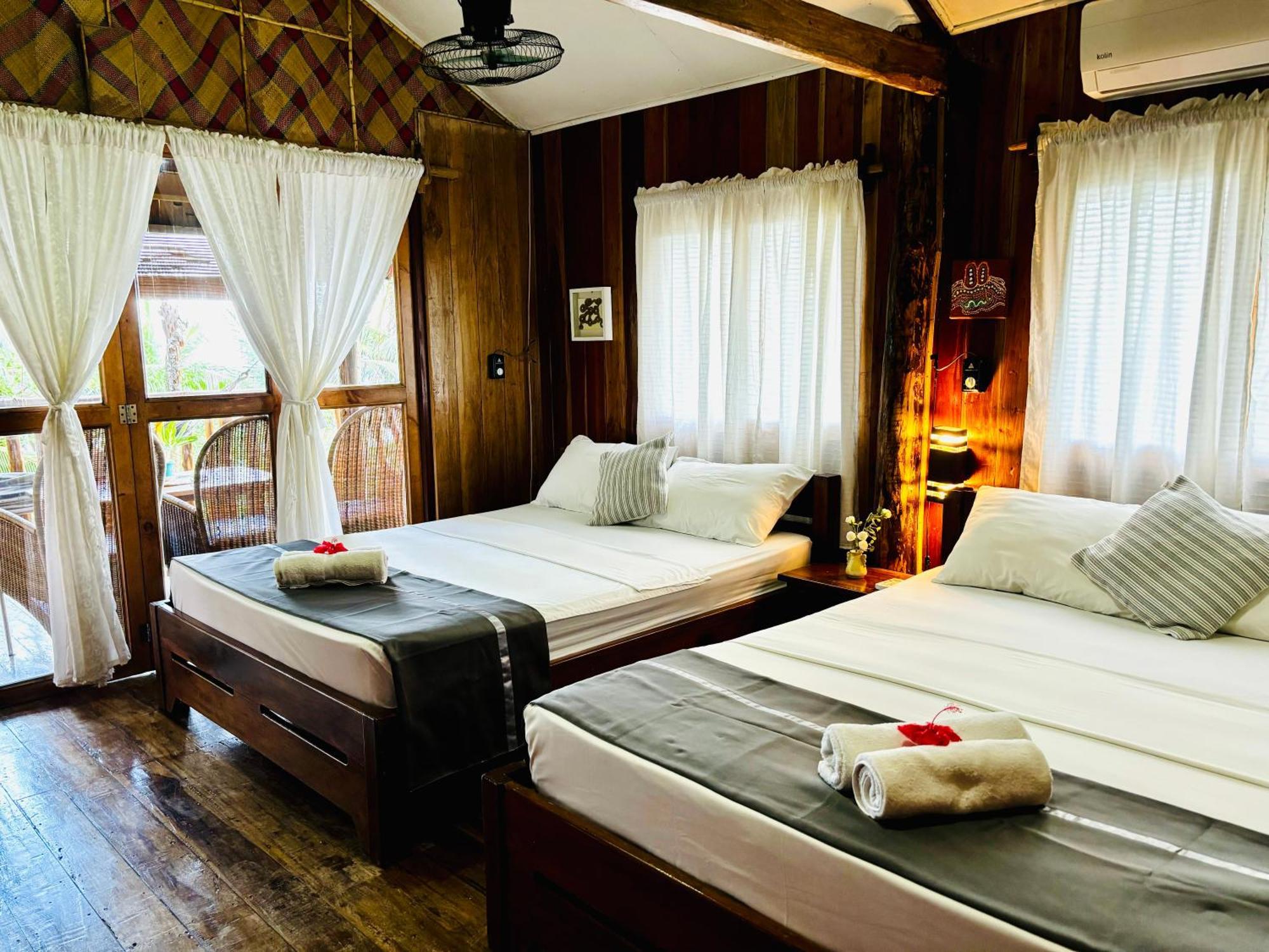 White Beach Front And Cottages Buruanga Exterior foto