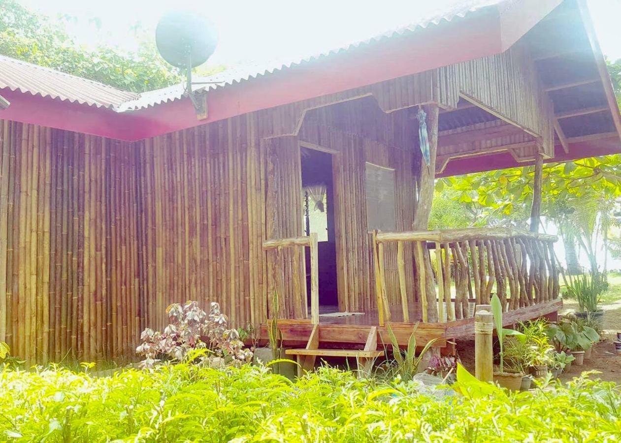 White Beach Front And Cottages Buruanga Exterior foto